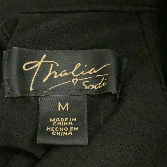 Thalia Sodi black halter top with cold shoulder. Long sleeves and ruffled. M - Picture 8 of 9